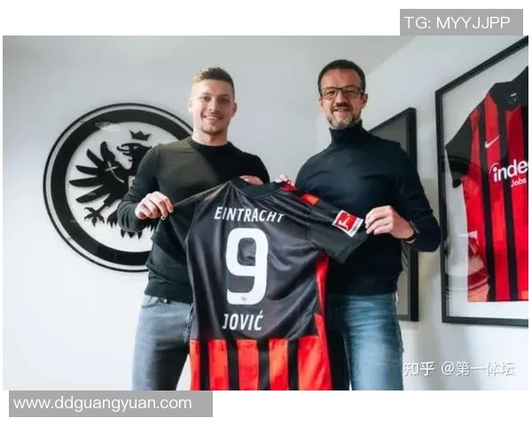 足球明星堕落之路揭秘从辉煌到沉沦的背后故事与排名分析